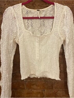 Off White/Cream Lace Crochet Long-Sleeve Women's Top